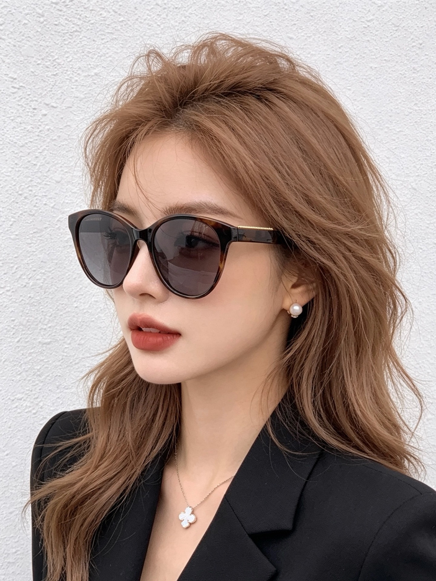 【CHANEL】香奈儿 新款山茶花潮流爆款 时尚圆框高清偏光太阳镜 佩戴舒适 网红潮款墨镜  ♥️♥️型号：CH7821