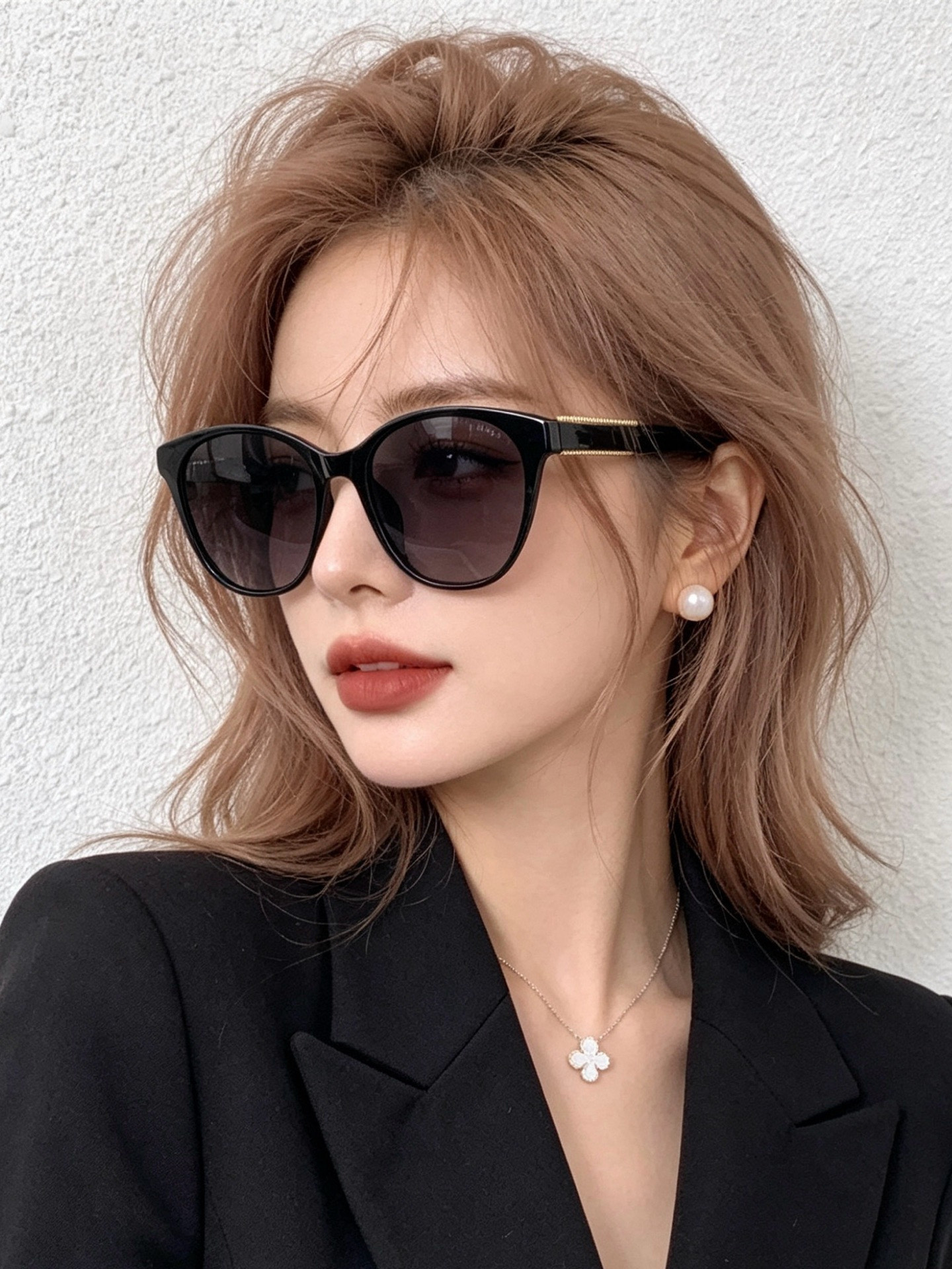 【CHANEL】香奈儿 新款山茶花潮流爆款 时尚圆框高清偏光太阳镜 佩戴舒适 网红潮款墨镜  ♥️♥️型号：CH7821