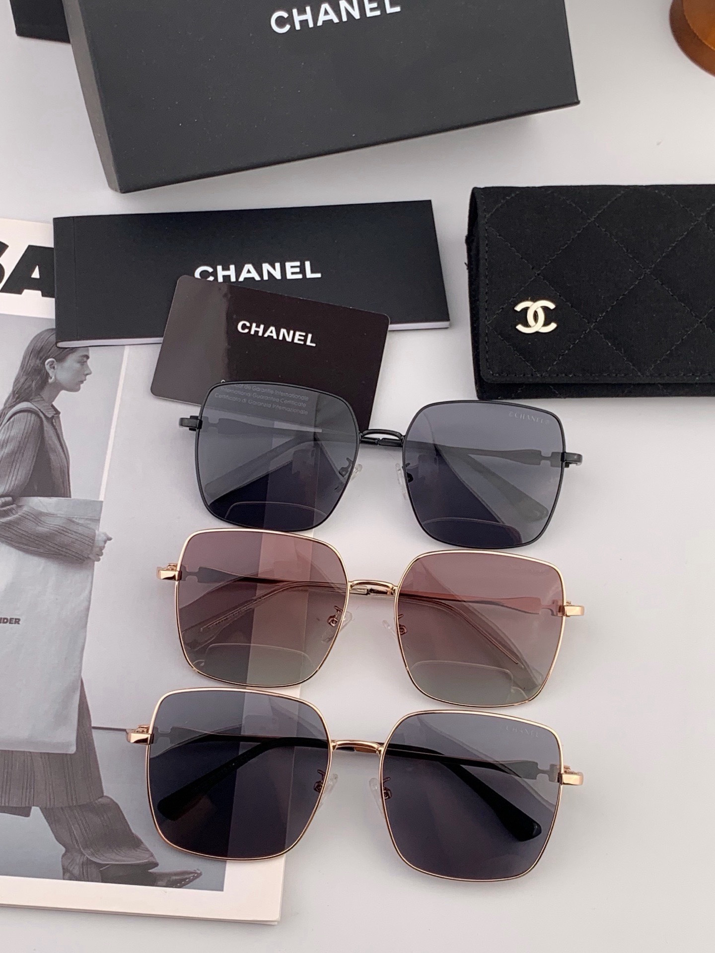 新品CHANEL 香奈儿太阳镜以独特魅力和前卫风格诠释春夏最新眼镜，质感超好佩带舒适 型号：CH25813
