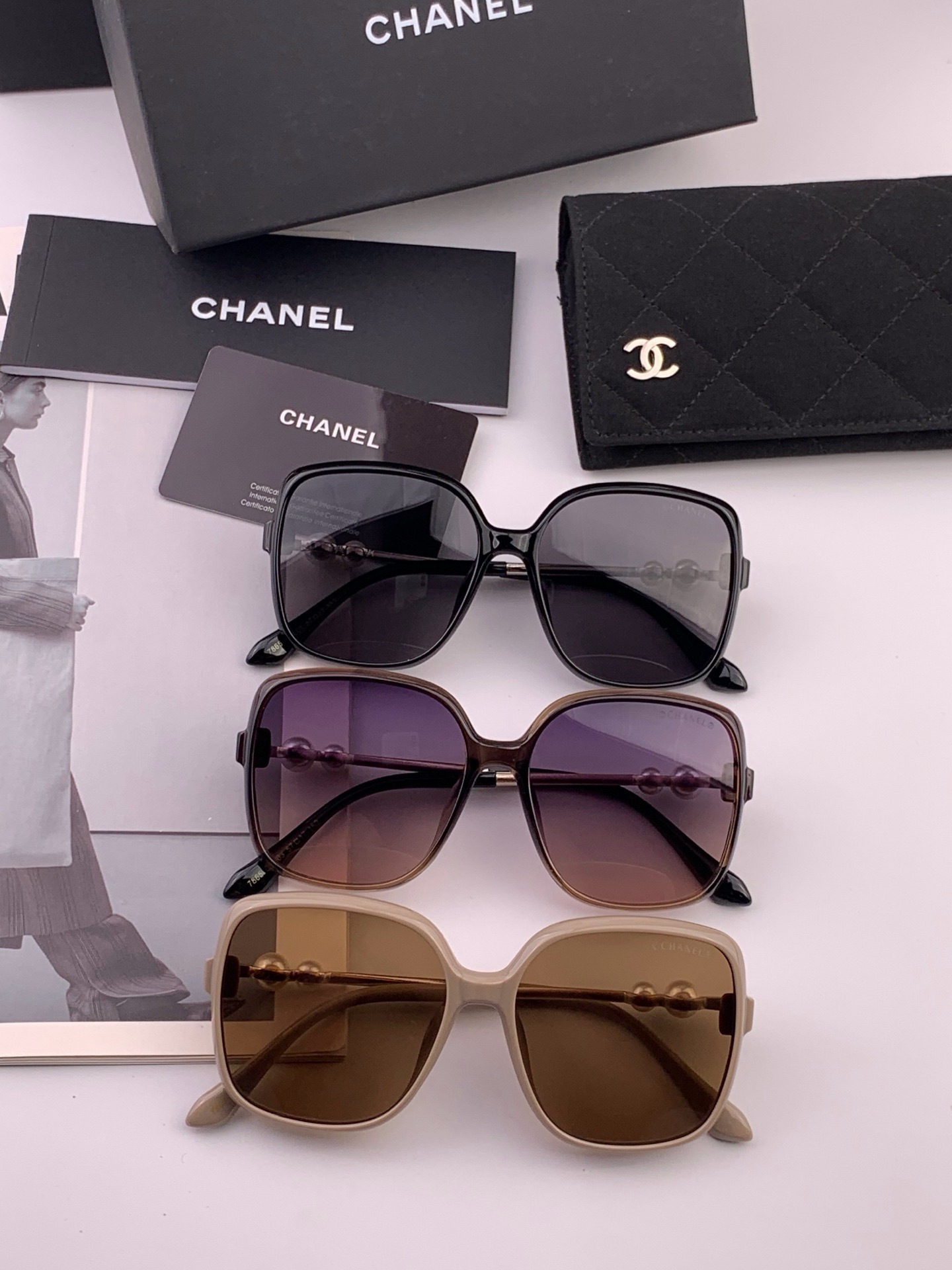 🔺CHANEL🔻官方早春新款，众多明星同款[色]香奈儿‼️‼️新款珍珠大框偏光墨镜 ，🌈🌈宝丽来超清偏光太阳镜🔝🔝型号：