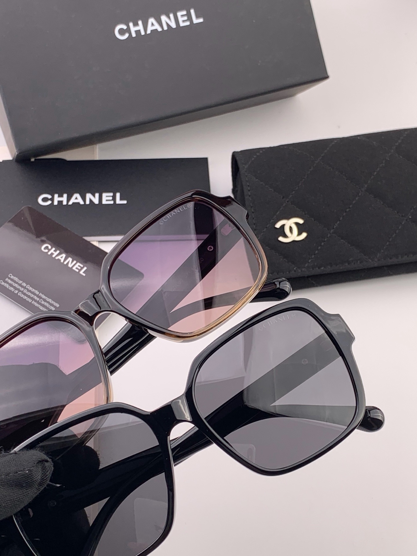 【CHANEL】香奈儿 新款潮流爆款 时尚方框太阳镜 佩戴舒适 网红潮款墨镜  女士高清加厚偏光太阳镜🕶️ 🎉高品质TR