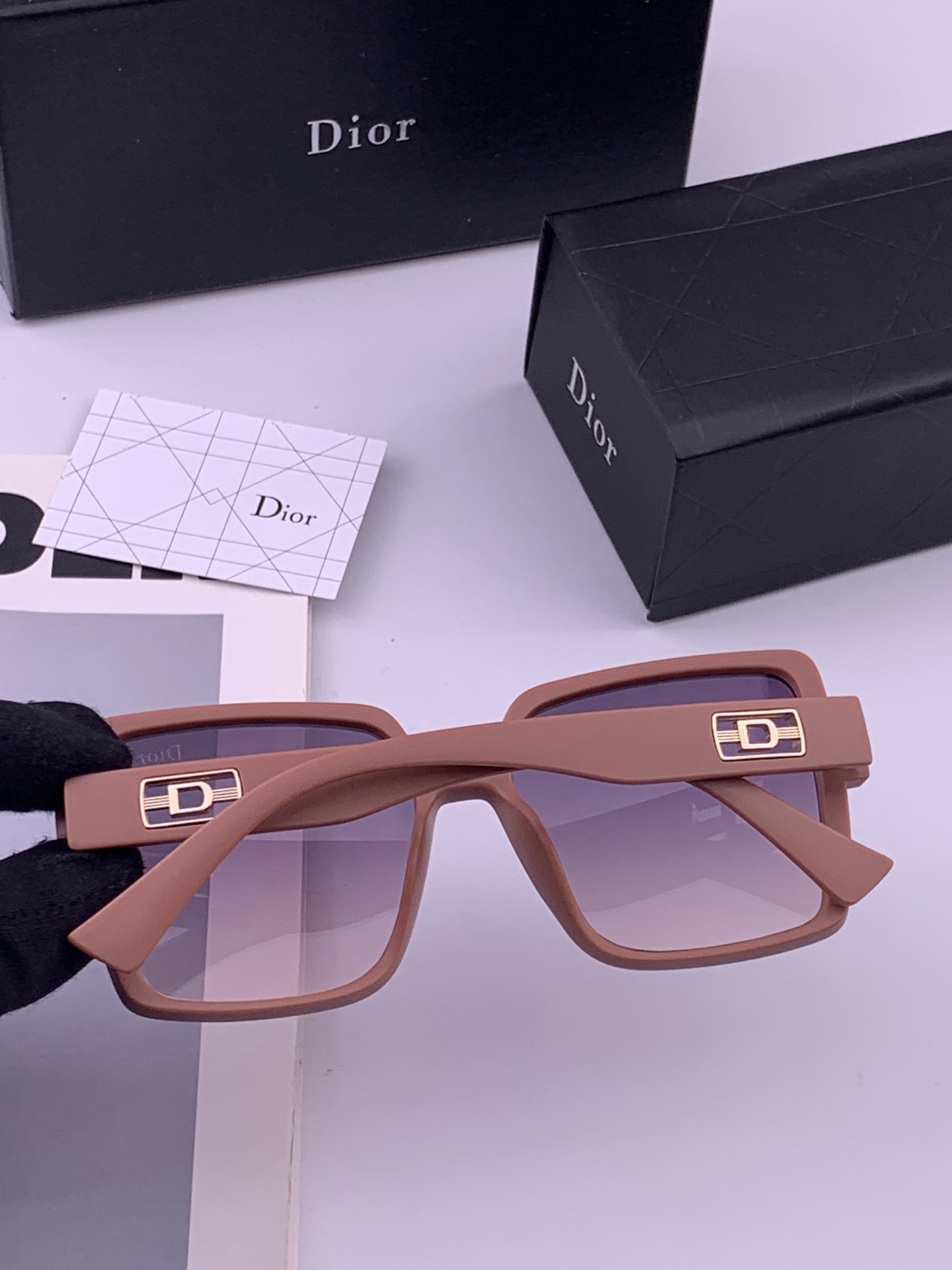 🔺 【DIOR-迪奥】开春新款 潮流爆款 时尚太阳镜 高品质 佩戴舒适 网红潮款墨镜 型号：D78000