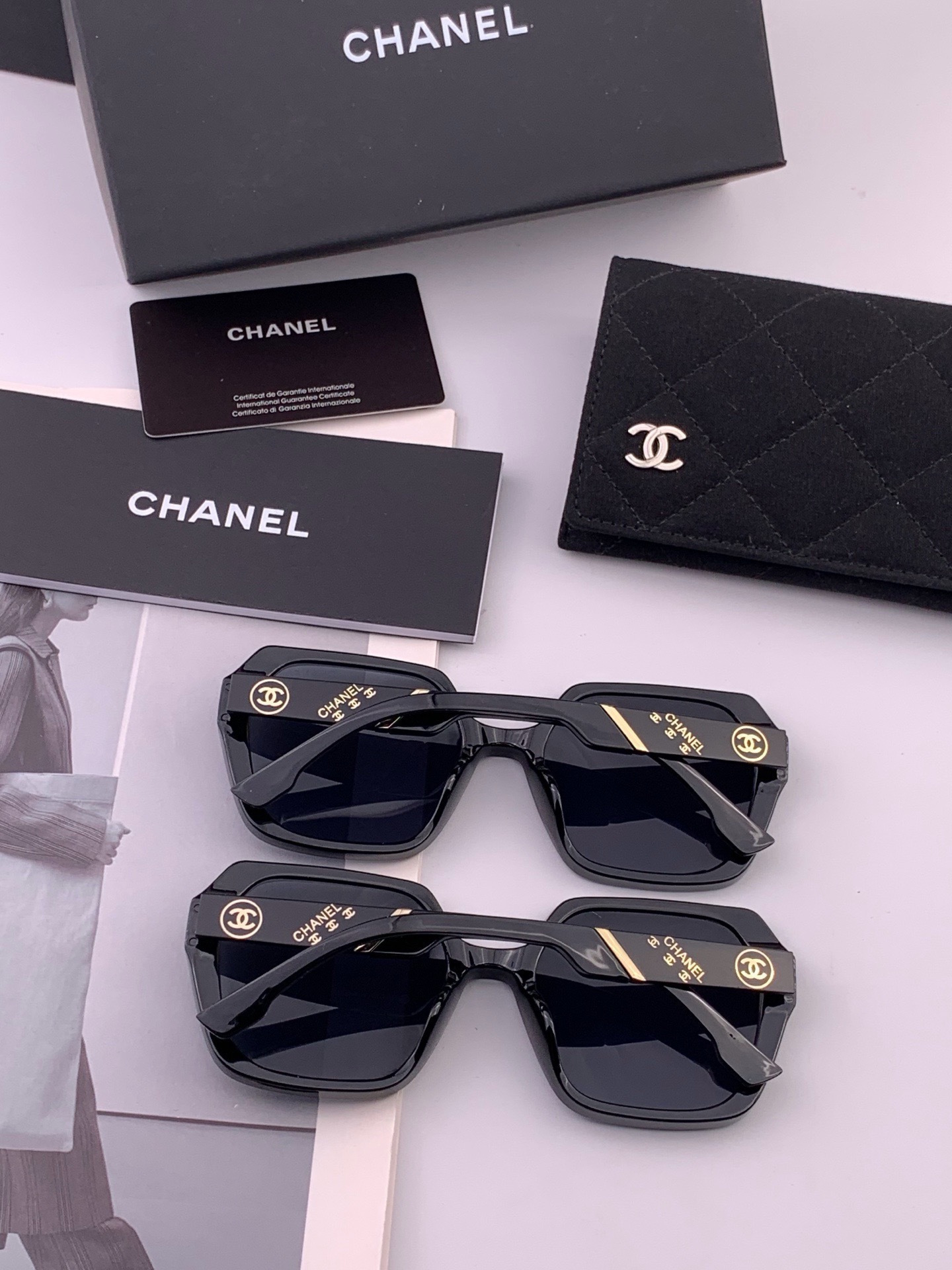 🔺CHANEL🔻官方早春新款，众多明星同款[色]香奈儿‼️‼️新款大框墨镜 ，🌈🌈宝丽来超清太阳镜🔝🔝型号：CH8402