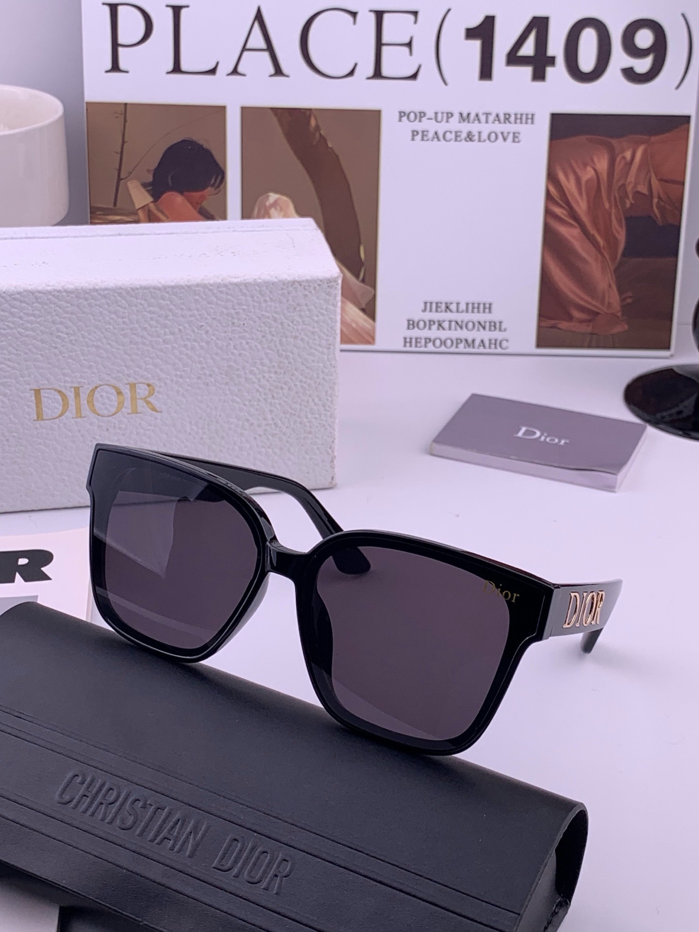 🔺 【DIOR-迪奥】开春新款 潮流爆款 时尚方框太阳镜 高品质 佩戴舒适 网红潮款墨镜 型号：D6895