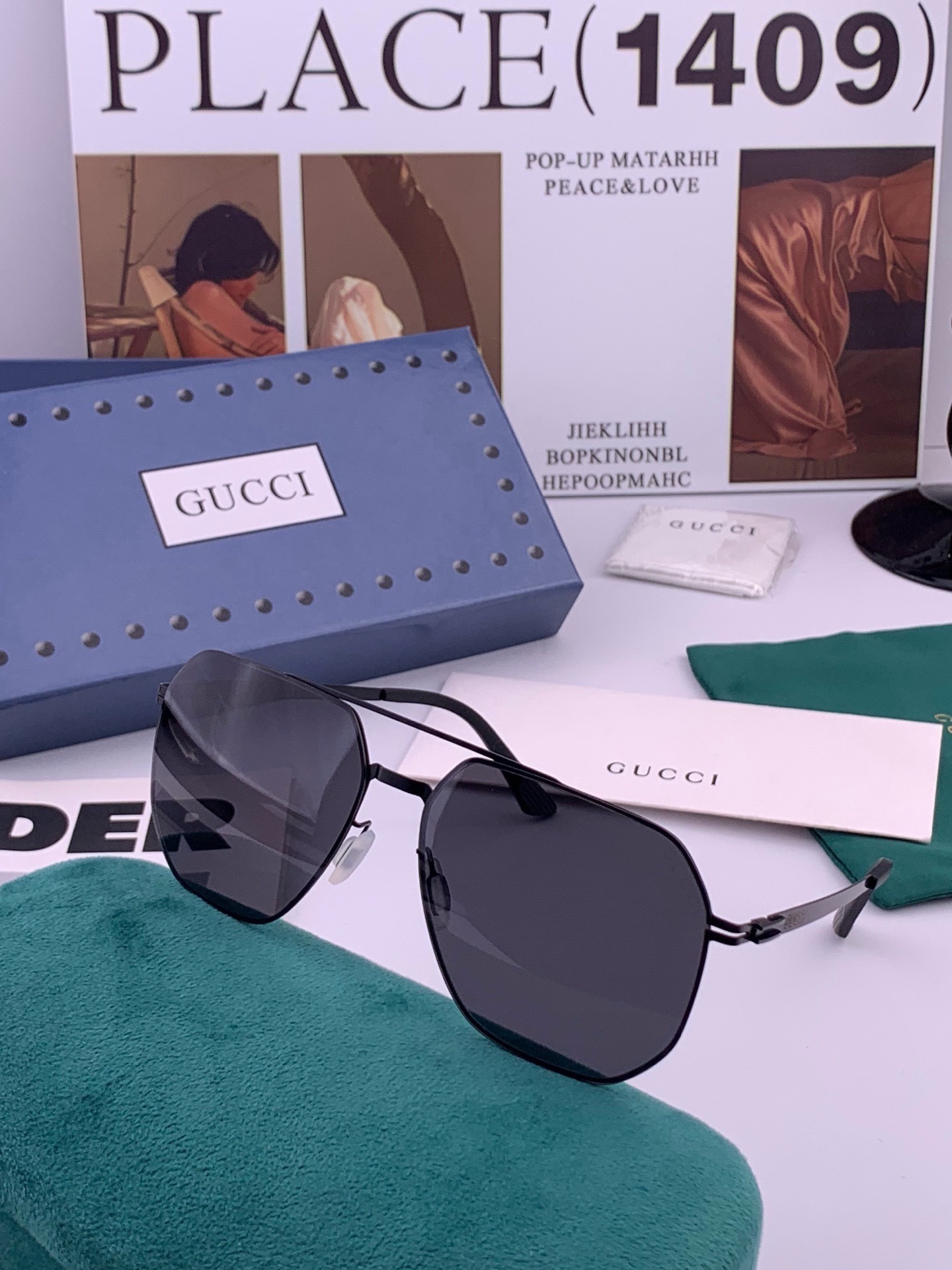 Gucci 春夏新款超轻无螺丝压不坏系列情侣款太阳镜高清尼龙镜片🦅完美品质，适合各种脸型，经典太阳镜亮相时装周.超酷拉风
