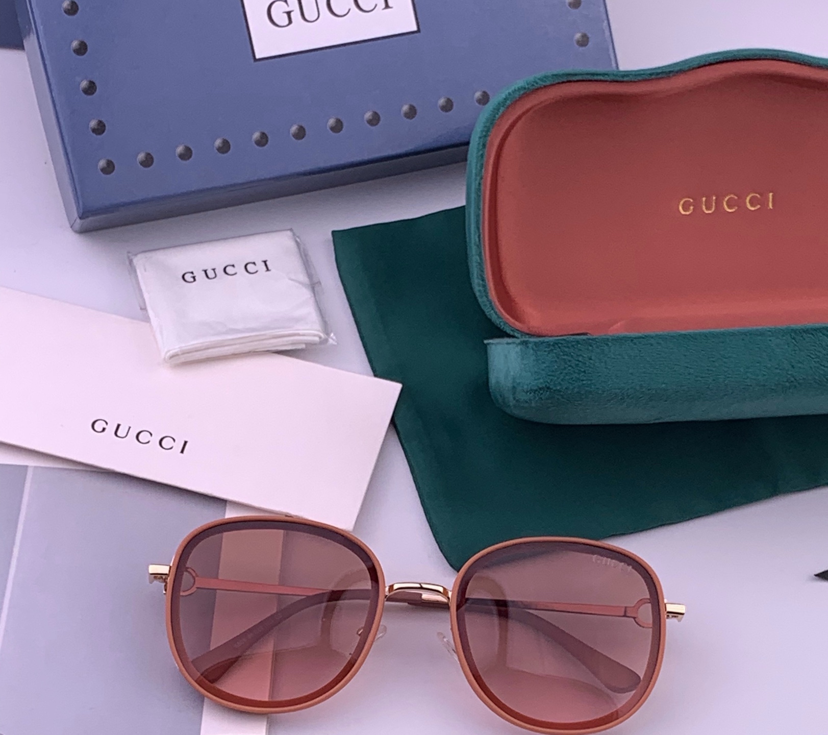GUCCI-古驰意大利进口🇮🇹时尚潮流奢华装饰太阳眼镜 复古偏光高清太阳镜明星海报款 超高复杂工艺 立体质感十足 👍🏻认