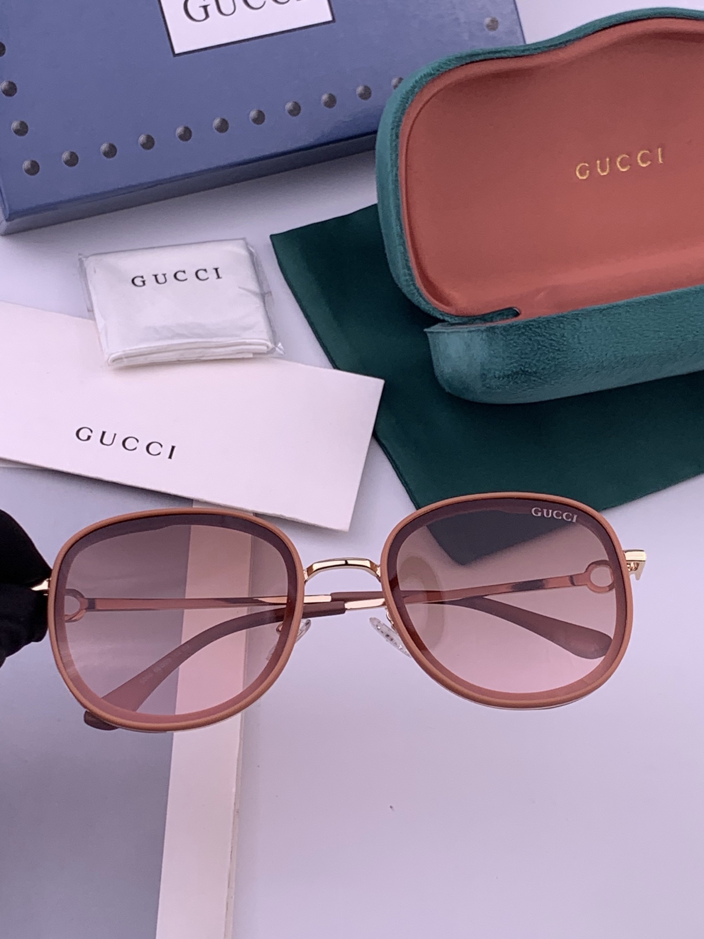 GUCCI-古驰意大利进口🇮🇹时尚潮流奢华装饰太阳眼镜 复古偏光高清太阳镜明星海报款 超高复杂工艺 立体质感十足 👍🏻认