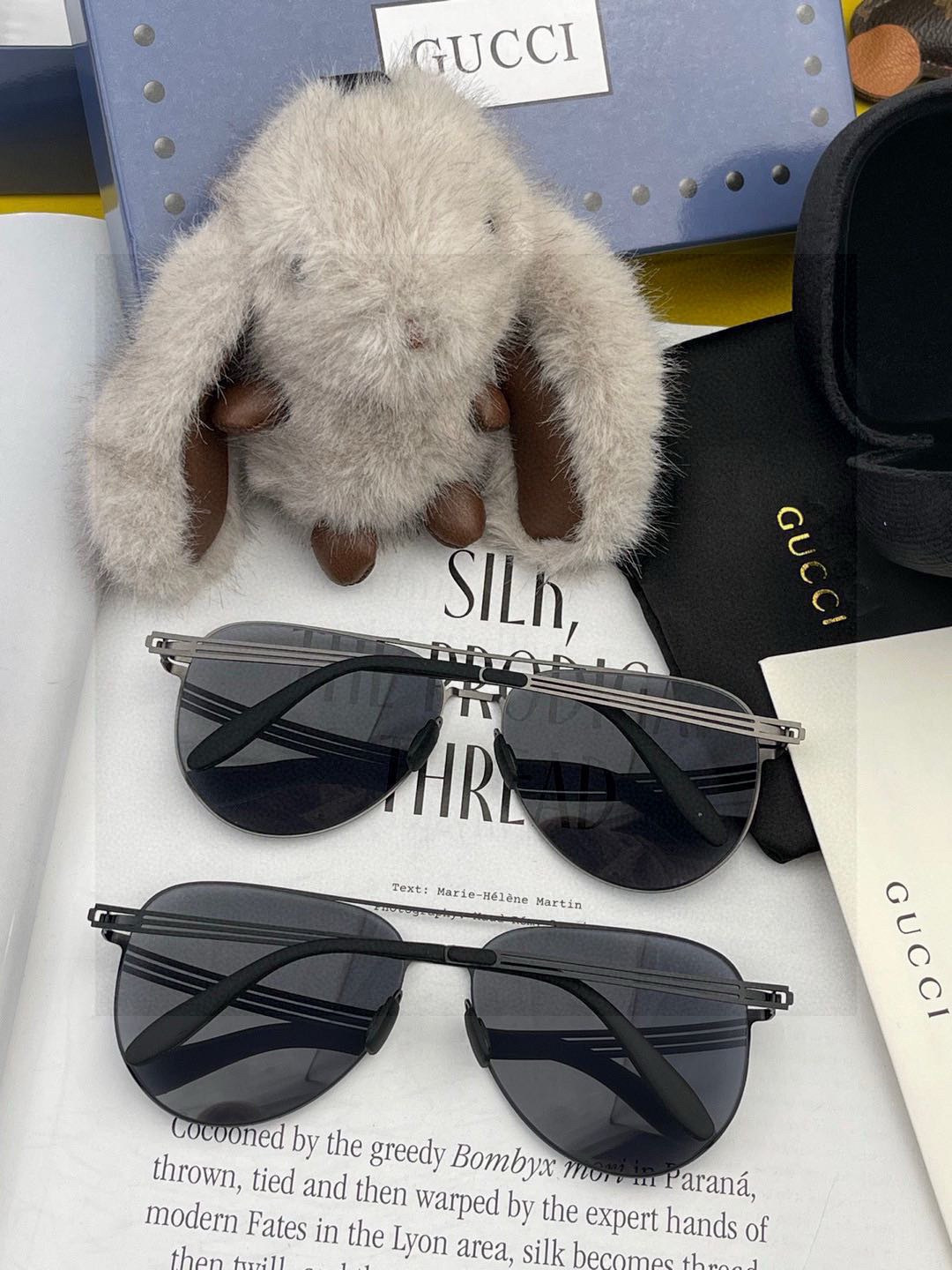 GUCCI 男款炫彩飞行员偏光太阳镜 ❤️材质：高清尼龙加厚卡槽高清偏光镜片 🌹无边框镜架💕颜👍型号：G0515