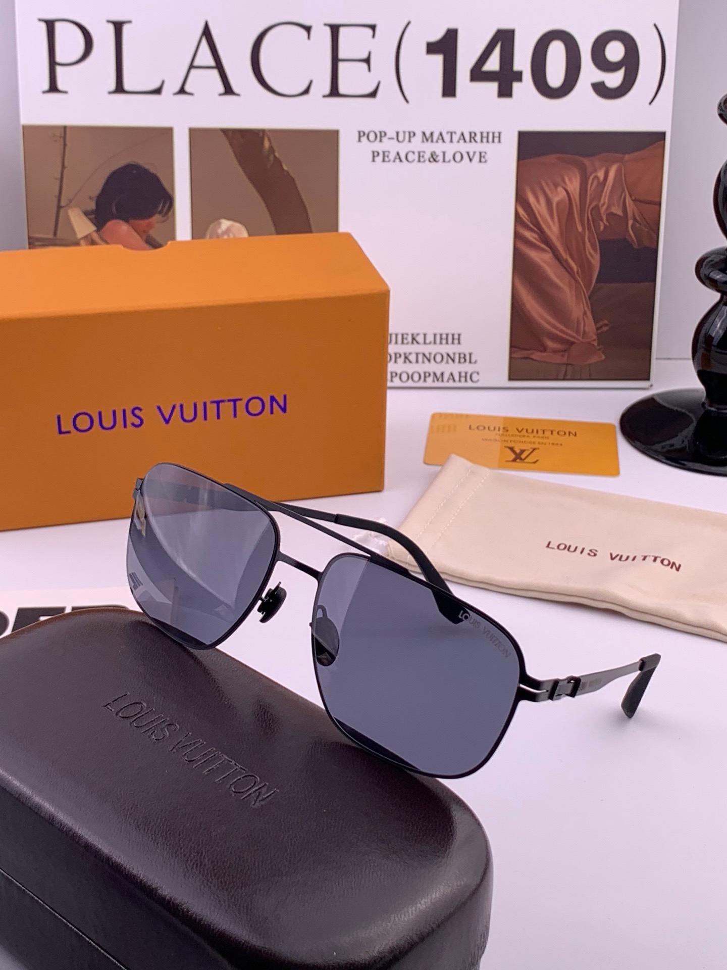♦️LV 新款男女情侣款太阳镜多边形墨镜iP电镀永不褪色 超轻超有弹性整幅眼镜无螺丝重要的是压不坏 高清尼龙镜片、精湛的