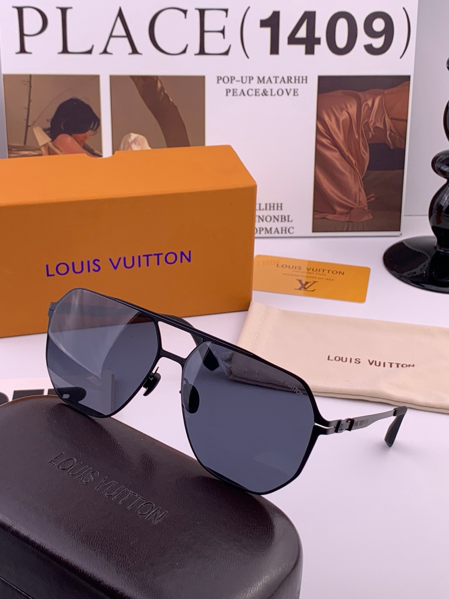 ♦️LV 新款男女情侣款太阳镜多边形墨镜iP电镀永不褪色 超轻超有弹性整幅眼镜无螺丝重要的是压不坏 高清尼龙镜片、精湛的