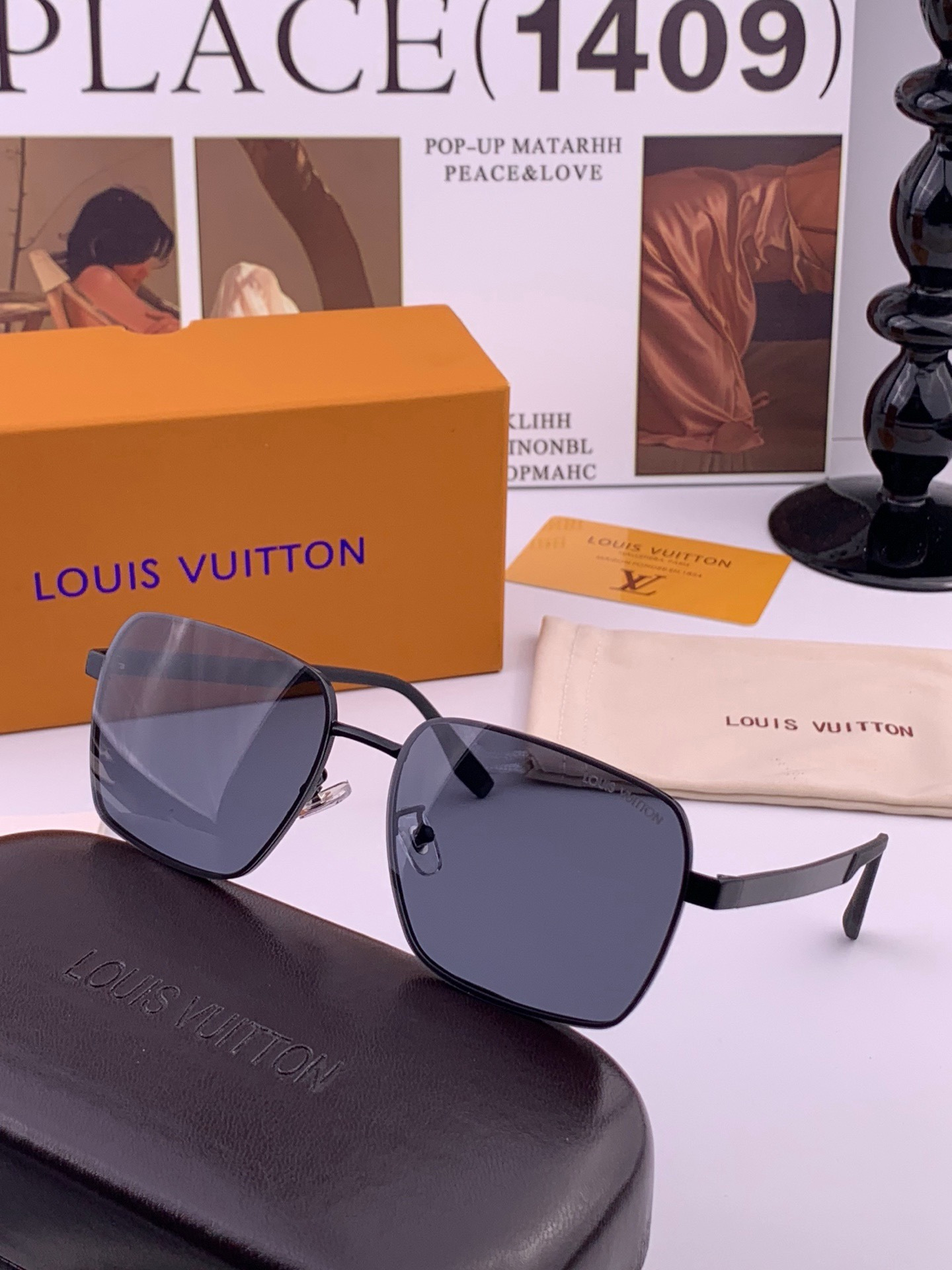 LV 男款炫彩飞行员偏光太阳镜 ❤️材质：高清尼龙加厚卡槽高清偏光镜片 🌹无边框镜架💕颜👍型号：L5253