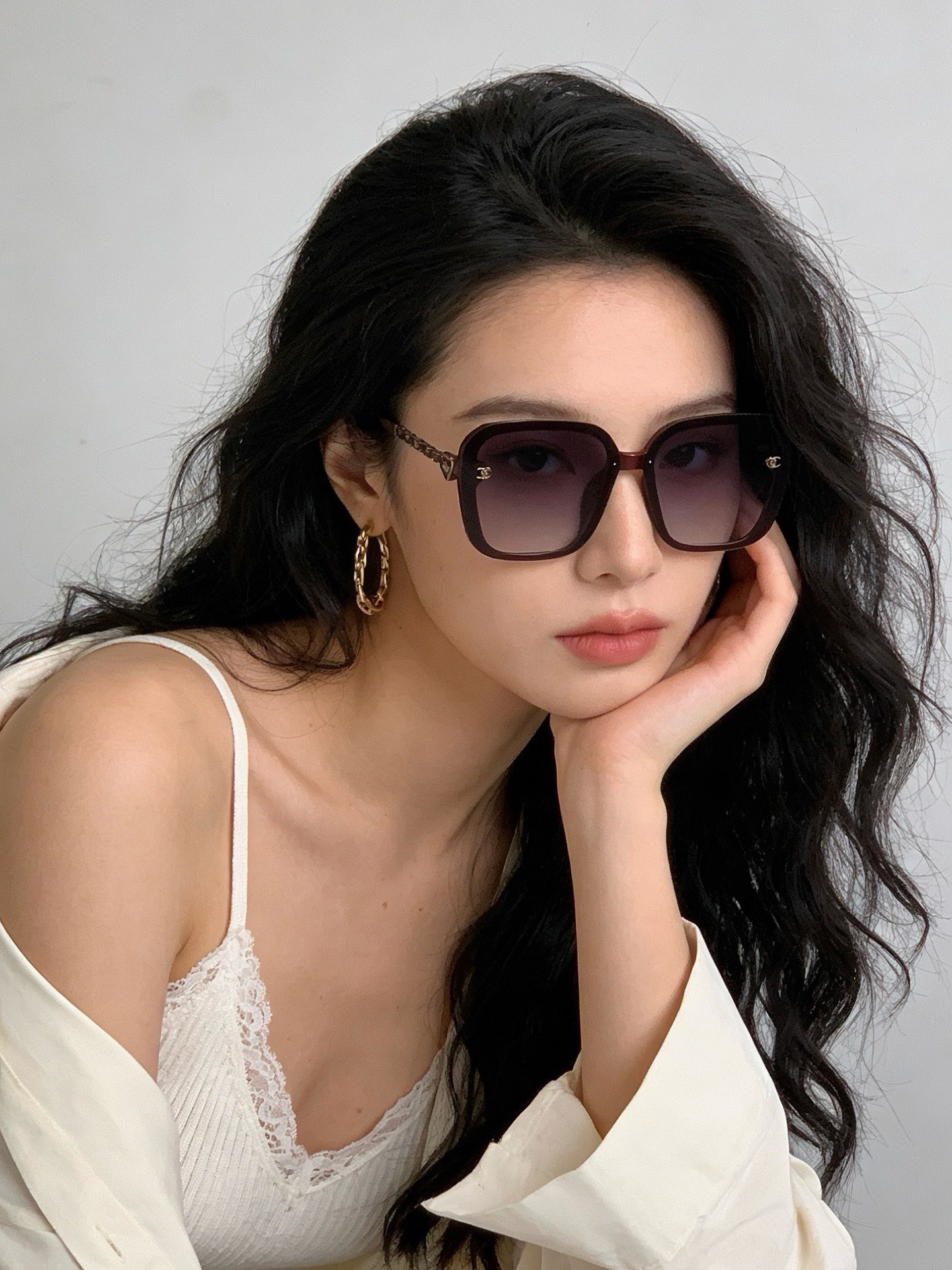 NO:951888,[CHANEL] Chanel's new trendy style, fashionable round-frame sunglasses, comfortable to wear, Internet celebrity trendy sunglasses, women's high-definition thickened polarized sunglasses, high-quality TR frames, model CH3787 glasses, sunglasses, sunglasses, glasses, chanel, chanel19860909【CHANEL】香奈儿 新款潮流爆款 时尚圆框太阳镜 佩戴舒适 网红潮款墨镜 女士高清加厚偏光太阳镜 高品质TR镜框 型号CH3787眼镜墨镜太阳镜,眼镜,chanel,chanel,glasses