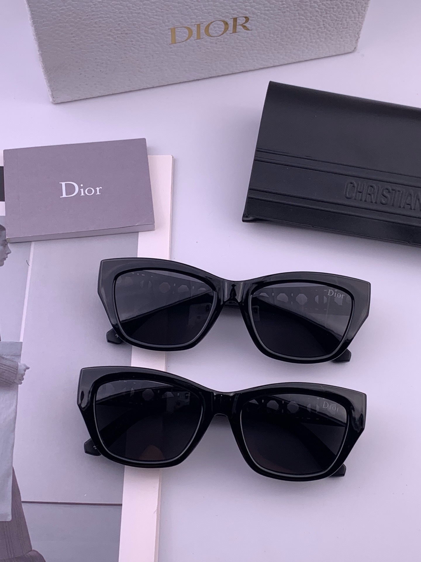 【DIOR】新款潮流爆款 时尚太阳镜 佩戴舒适 网红潮款墨镜  女士高清加厚偏光太阳镜🕶️ 🎉高品质TR镜框 ♥️♥️型