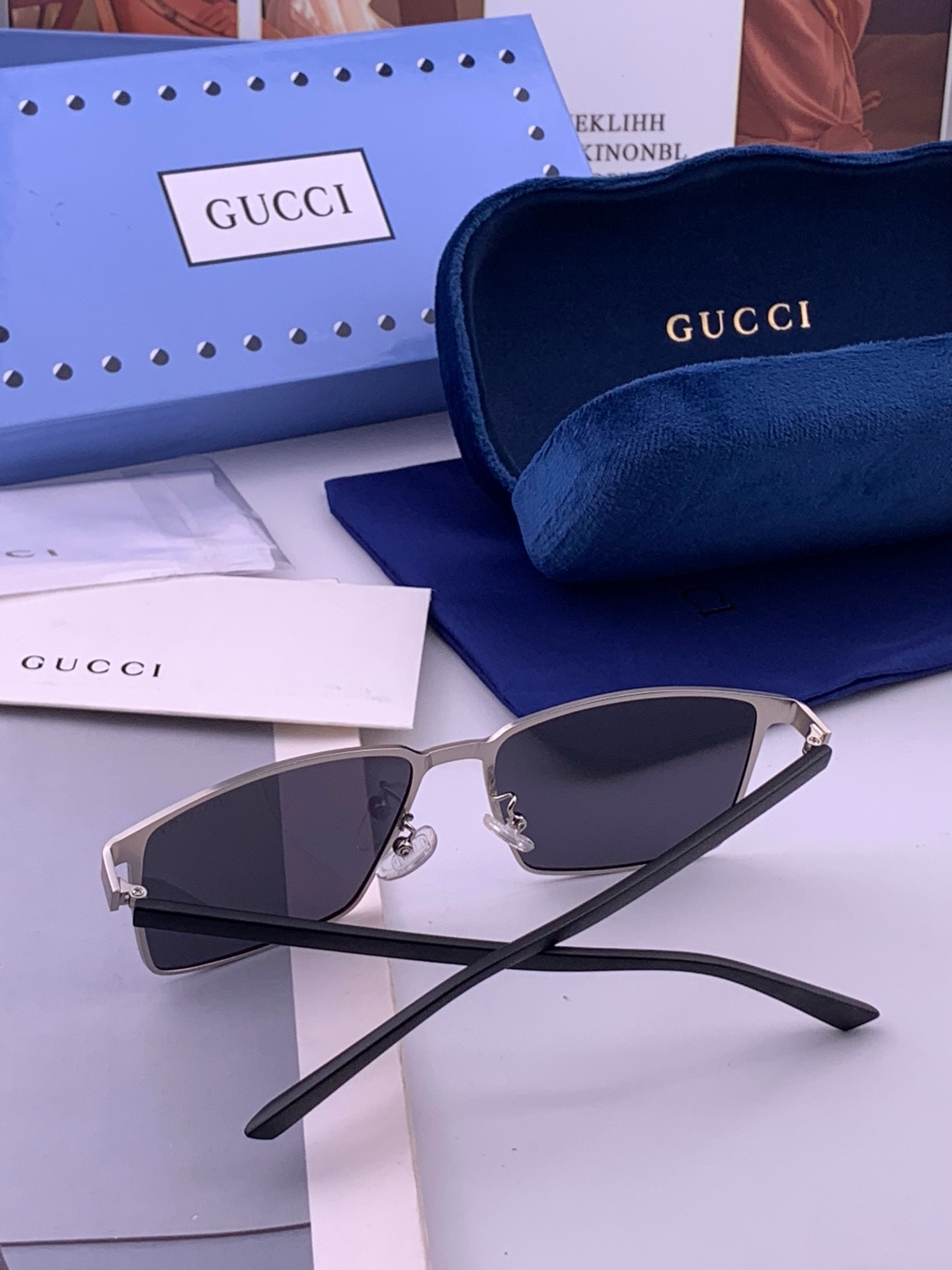 Gucci 。  高品质男女款墨镜   👍 进口宝丽来偏光镜片  。蛤蟆镜 开车钓鱼都可 。百搭显瘦墨镜韩版男士飞行员大