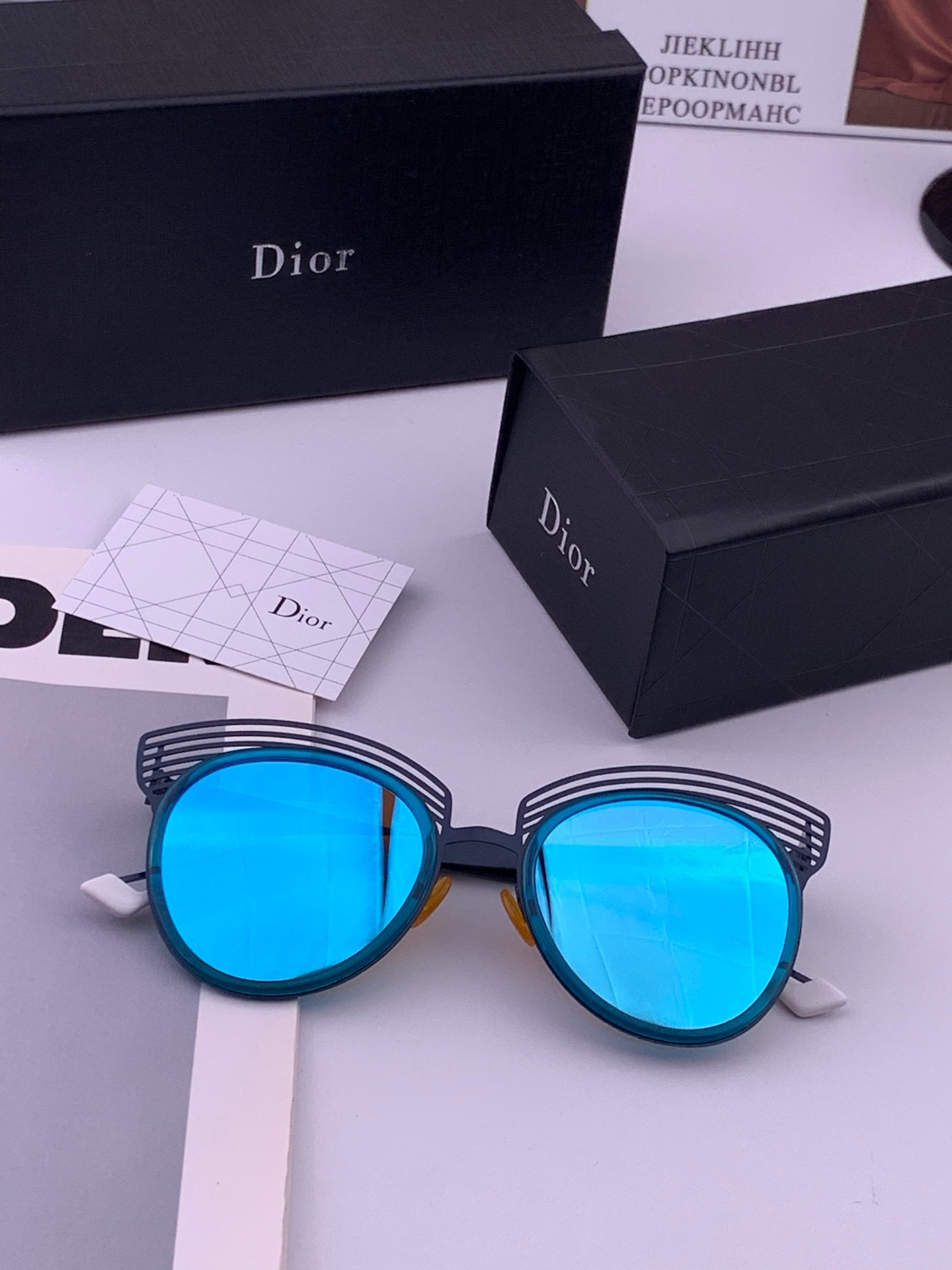 DIOR🌋☔️时尚圆框太阳镜镜片 顶级奢侈品[强] 高品质[胜利][亲亲]🍦🍨 [得意] 气质非凡😄 🍫🍪女士开车墨镜[