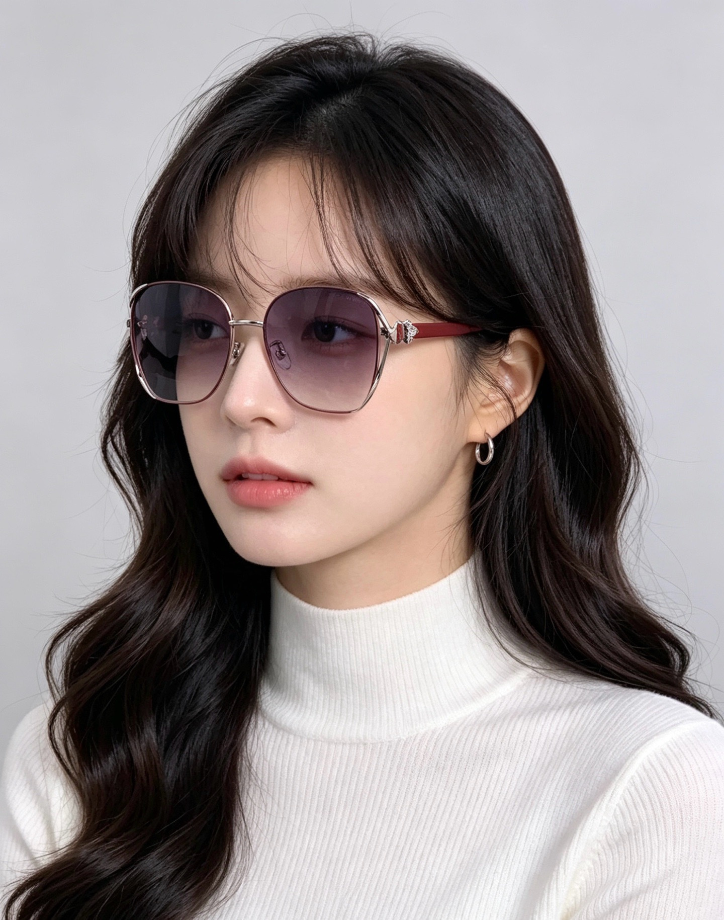 🔺CHANEL🔻官方早春新款，众多明星同款[色]香奈儿‼️‼️新款框偏光墨镜 ，🌈🌈宝丽来超清偏光太阳镜🔝🔝型号：CH9