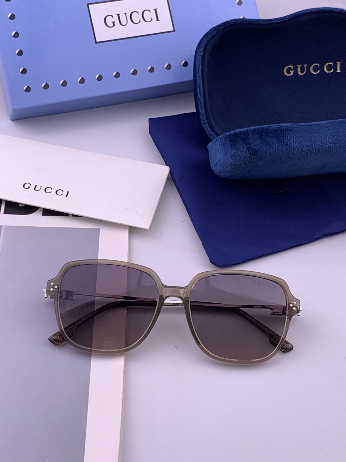 🔺 【GUCCI】开春新款 潮流爆款 时尚方框偏光太阳镜 高品质 佩戴舒适 网红潮款墨镜 女士高清尼龙偏光太阳镜🕶️ 🎉