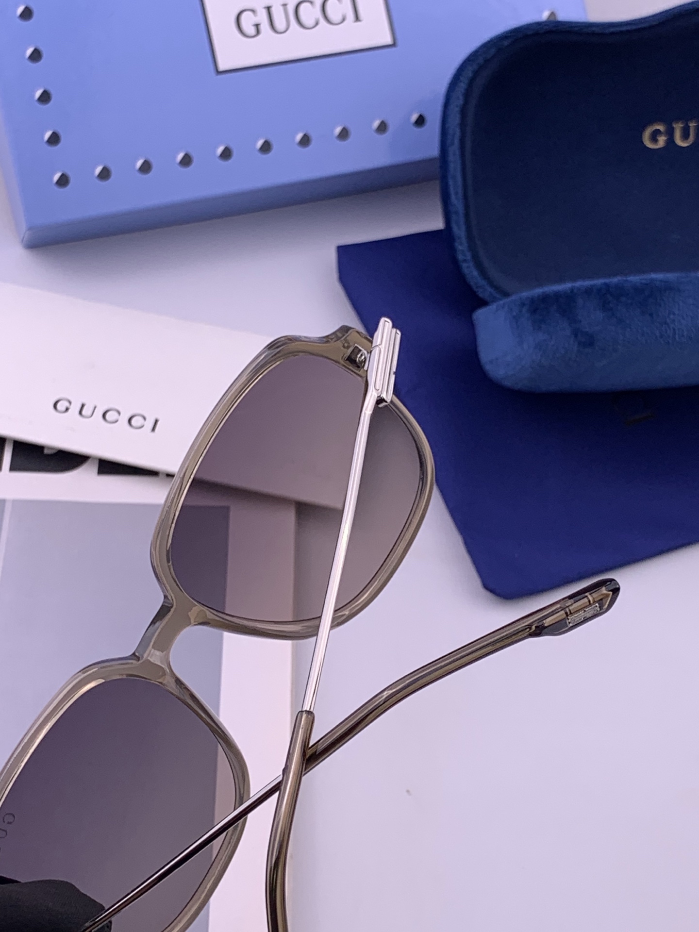 🔺 【GUCCI】开春新款 潮流爆款 时尚方框偏光太阳镜 高品质 佩戴舒适 网红潮款墨镜 女士高清尼龙偏光太阳镜🕶️ 🎉