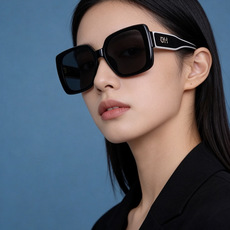 🔺 【香奈儿-尼龙偏光太阳镜】开春新款 潮流爆款 时尚多边形偏光太阳镜 高品质 佩戴舒适 网红潮款墨镜 女士高清尼龙偏光 🔺 【香奈儿-尼龙偏光太阳镜】开春新款 潮流爆款 时尚多边形偏光太阳镜 高品质 佩戴舒适 网红潮款墨镜 女士高清尼龙偏光