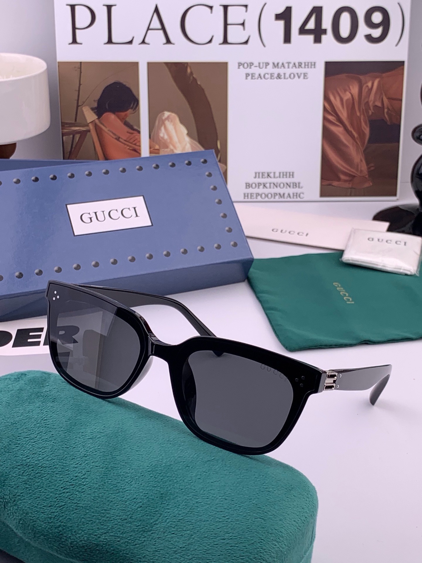 GUCCI  新款连体尼龙偏光太眼镜，情侣款时尚方框太阳镜佩戴舒适网红潮流款墨镜，大气女人范儿，大脸小脸都好看 ！型号：