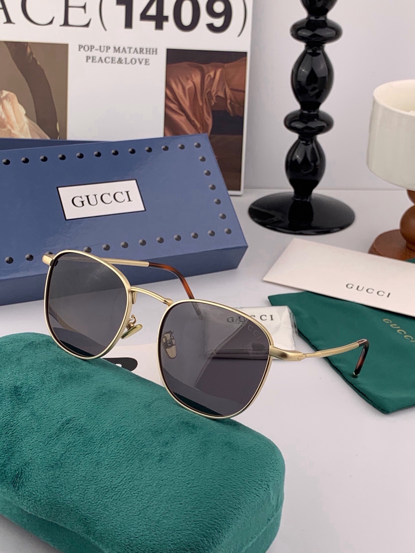 Gucci 。  高品质男女款墨镜   👍 进口宝丽来偏光镜片  。 开车钓鱼都可 。百搭显瘦墨镜韩版男士飞行员大框司机