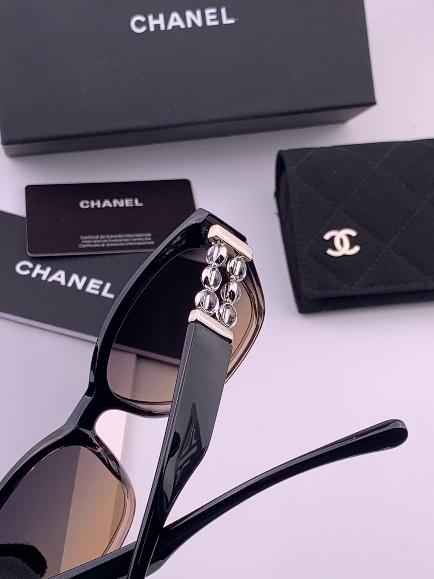 🔺CHANEL🔻官方早春新款，众多明星同款[色]香奈儿‼️‼️新款偏光墨镜 ，🌈🌈宝丽来超清偏光太阳镜🔝🔝型号：CH87
