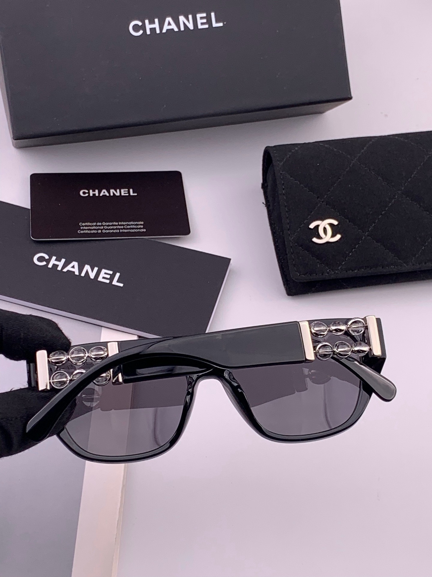 🔺CHANEL🔻官方早春新款，众多明星同款[色]香奈儿‼️‼️新款偏光墨镜 ，🌈🌈宝丽来超清偏光太阳镜🔝🔝型号：CH87