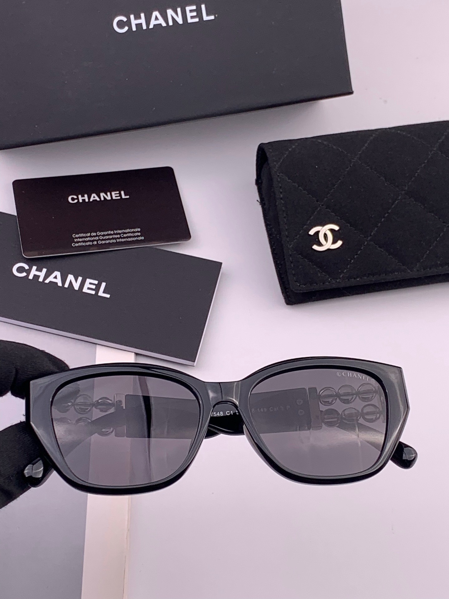 🔺CHANEL🔻官方早春新款，众多明星同款[色]香奈儿‼️‼️新款偏光墨镜 ，🌈🌈宝丽来超清偏光太阳镜🔝🔝型号：CH87