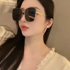 🔺 【香奈儿-尼龙偏光太阳镜】开春新款 潮流爆款 时尚多边形偏光太阳镜 高品质 佩戴舒适 网红潮款墨镜 女士高清尼龙偏光 🔺 【香奈儿-尼龙偏光太阳镜】开春新款 潮流爆款 时尚多边形偏光太阳镜 高品质 佩戴舒适 网红潮款墨镜 女士高清尼龙偏光