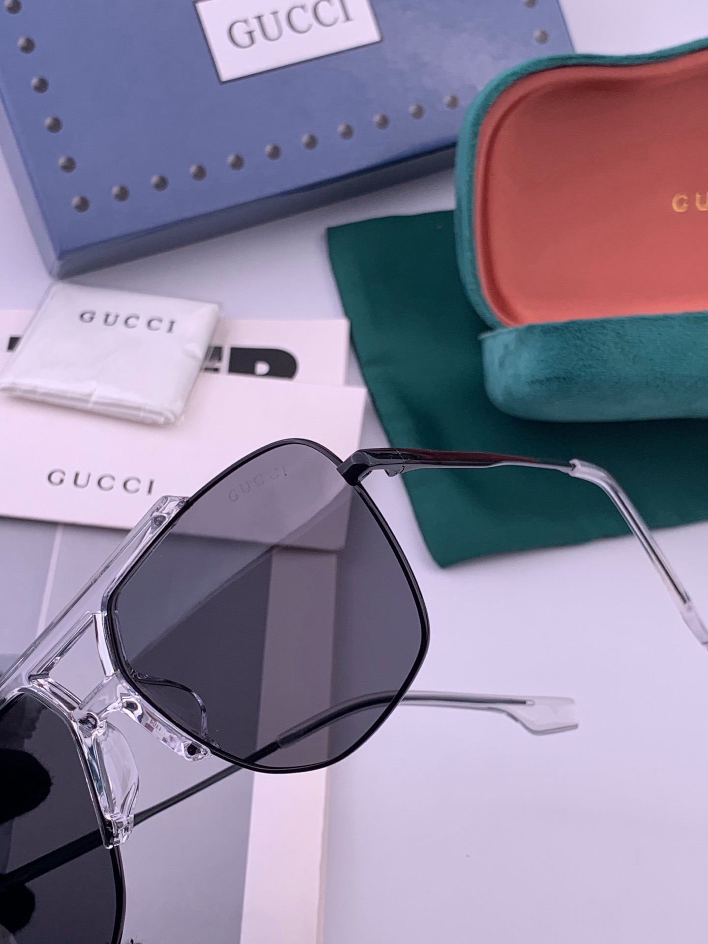 🔺 【GUCCI】开春新款 潮流爆款 时尚方框偏光太阳镜 高品质 佩戴舒适 网红潮款墨镜 女士高清尼龙偏光太阳镜🕶️ 🎉