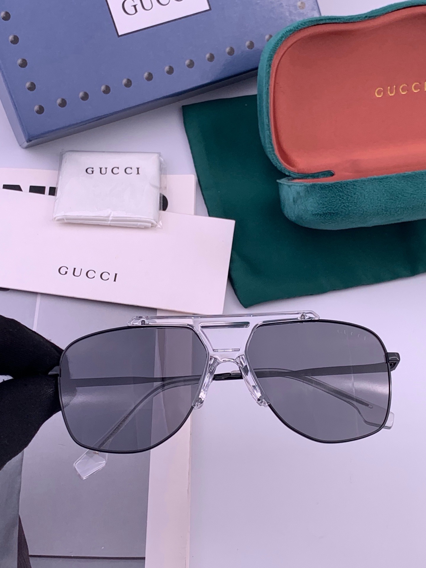 🔺 【GUCCI】开春新款 潮流爆款 时尚方框偏光太阳镜 高品质 佩戴舒适 网红潮款墨镜 女士高清尼龙偏光太阳镜🕶️ 🎉