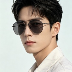 Gucci 。 高品质男女款墨镜 👍 进口宝丽来偏光镜片 。蛤蟆镜 开车钓鱼都可 。百搭显瘦墨镜韩版男士飞行员大 Gucci 。 高品质男女款墨镜 👍 进口宝丽来偏光镜片 。蛤蟆镜 开车钓鱼都可 。百搭显瘦墨镜韩版男士飞行员大