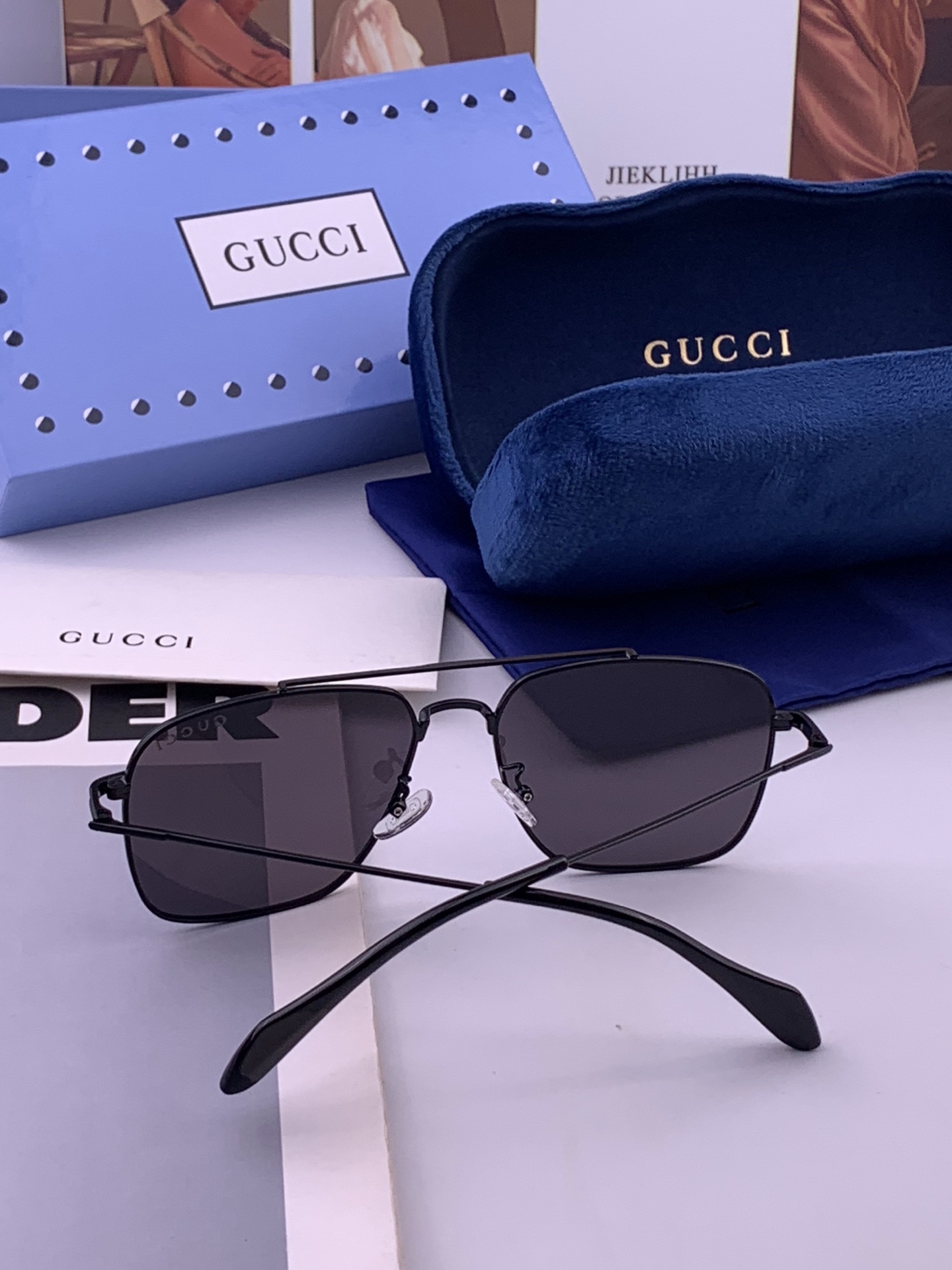Gucci 。  高品质男女款墨镜   👍 进口宝丽来偏光镜片  。蛤蟆镜 开车钓鱼都可 。百搭显瘦墨镜韩版男士飞行员大