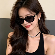 🔺 【GUCCI】开春新款 潮流爆款 时尚方框太阳镜 高品质 佩戴舒适 网红潮款墨镜 型号:G35805 🔺 【GUCCI】开春新款 潮流爆款 时尚方框太阳镜 高品质 佩戴舒适 网红潮款墨镜 型号:G35805