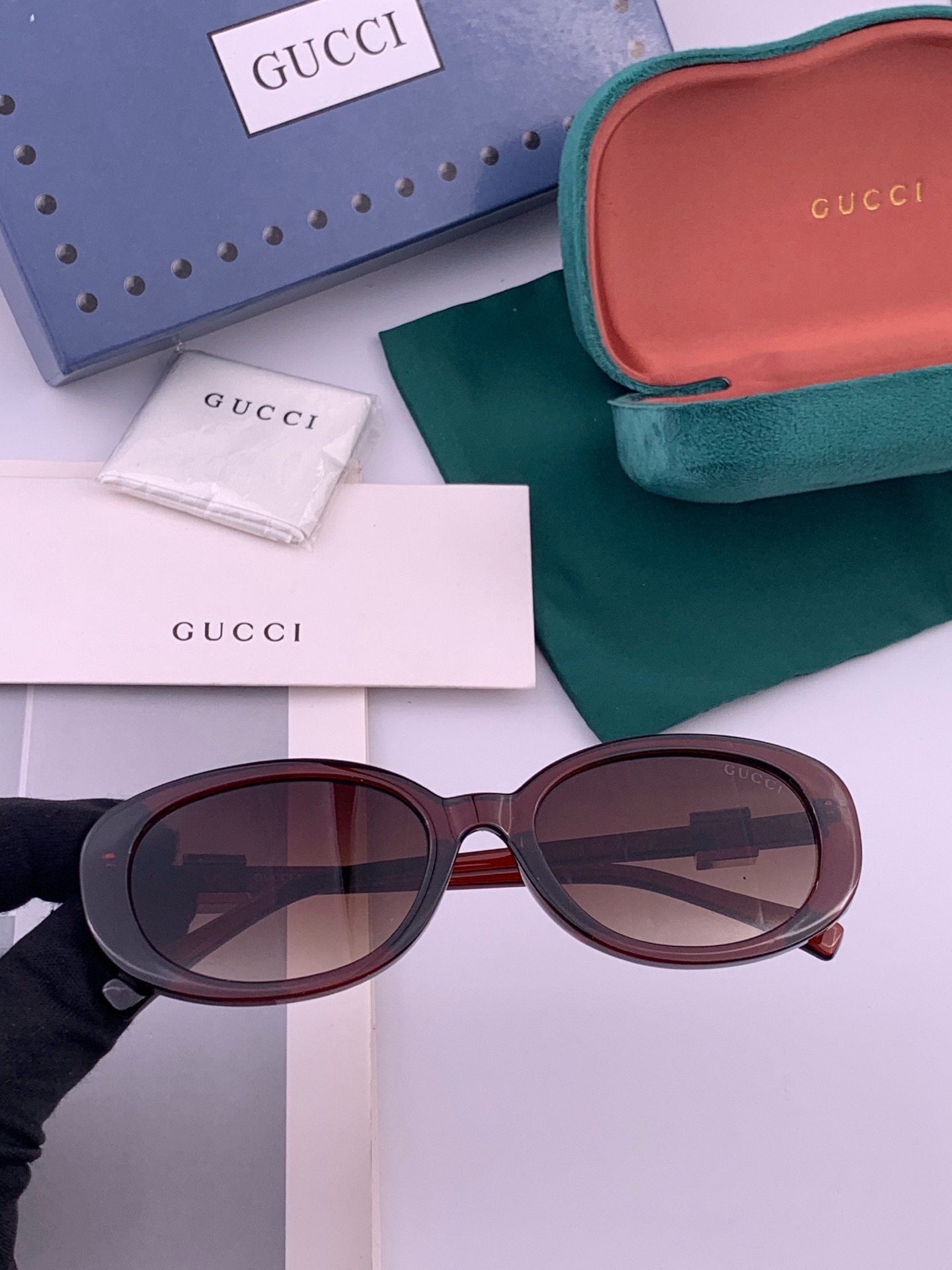 🔺 【GUCCI】开春新款 潮流爆款 时尚方框太阳镜 高品质 佩戴舒适 网红潮款墨镜 型号：G35805 