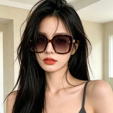【CHANEL】香奈儿 新款潮流爆款 时尚圆框太阳镜 佩戴舒适 网红潮款墨镜 女士高清加厚偏光太阳镜🕶️ 🎉高品质TR 【CHANEL】香奈儿 新款潮流爆款 时尚圆框太阳镜 佩戴舒适 网红潮款墨镜 女士高清加厚偏光太阳镜🕶️ 🎉高品质TR