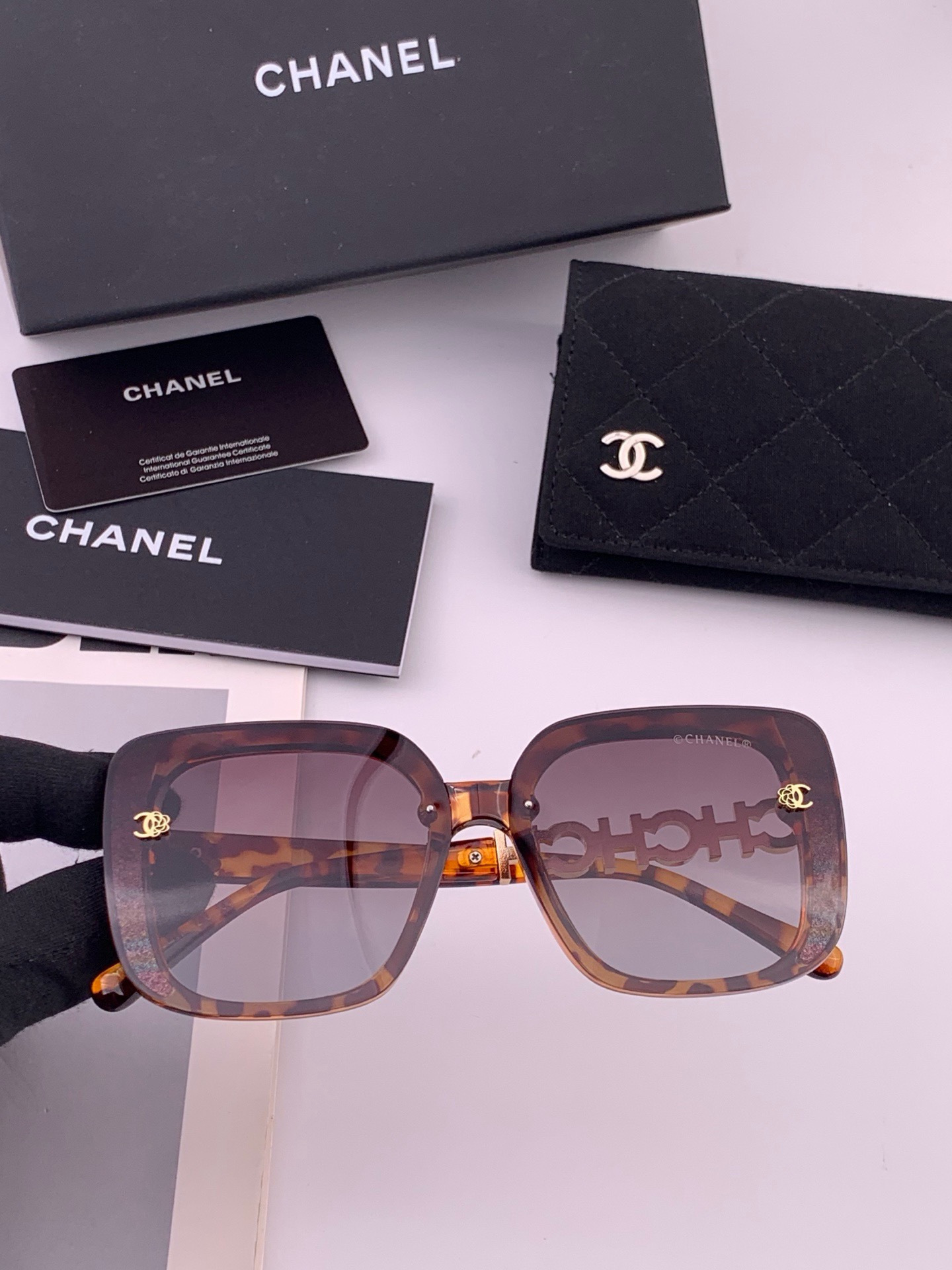 【CHANEL】香奈儿 新款潮流爆款 时尚圆框太阳镜 佩戴舒适 网红潮款墨镜  女士高清加厚偏光太阳镜🕶️ 🎉高品质TR