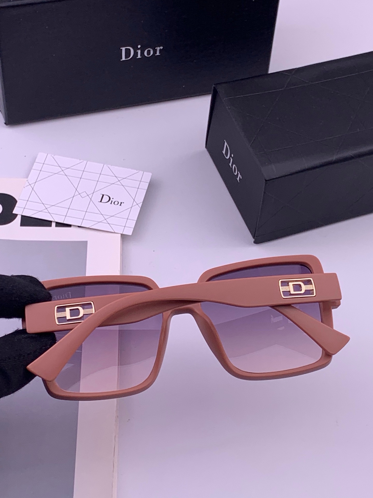 🔺 【DIOR-迪奥】开春新款 潮流爆款 时尚太阳镜 高品质 佩戴舒适 网红潮款墨镜 型号：D78000