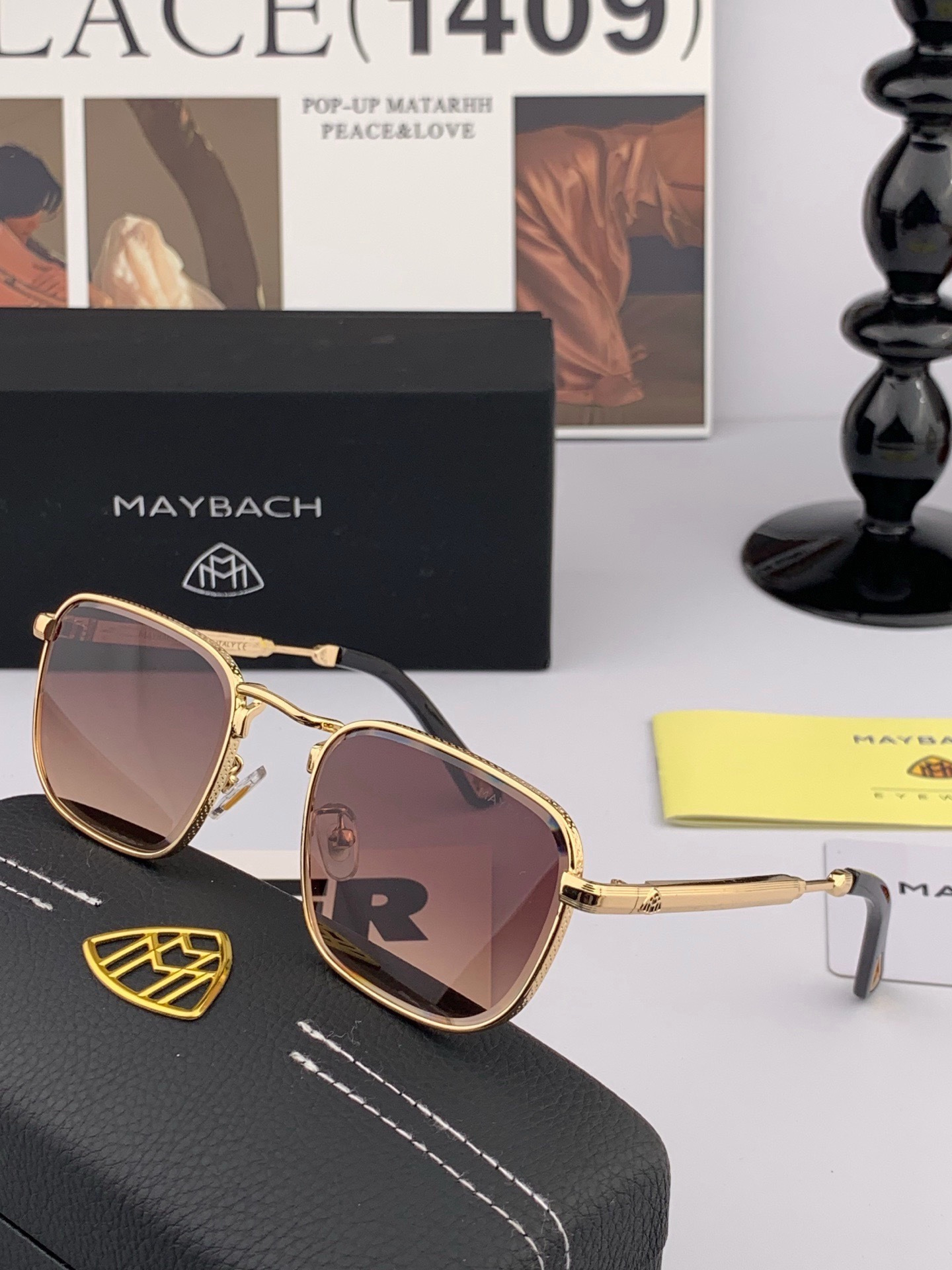 MAYBACH迈巴赫年度最牛硬货👍🏻 官网经典蛤蟆款 ❗️极力推荐款‼️选用定制进口板料双色拼腿 采用K金真空电镀金灿灿