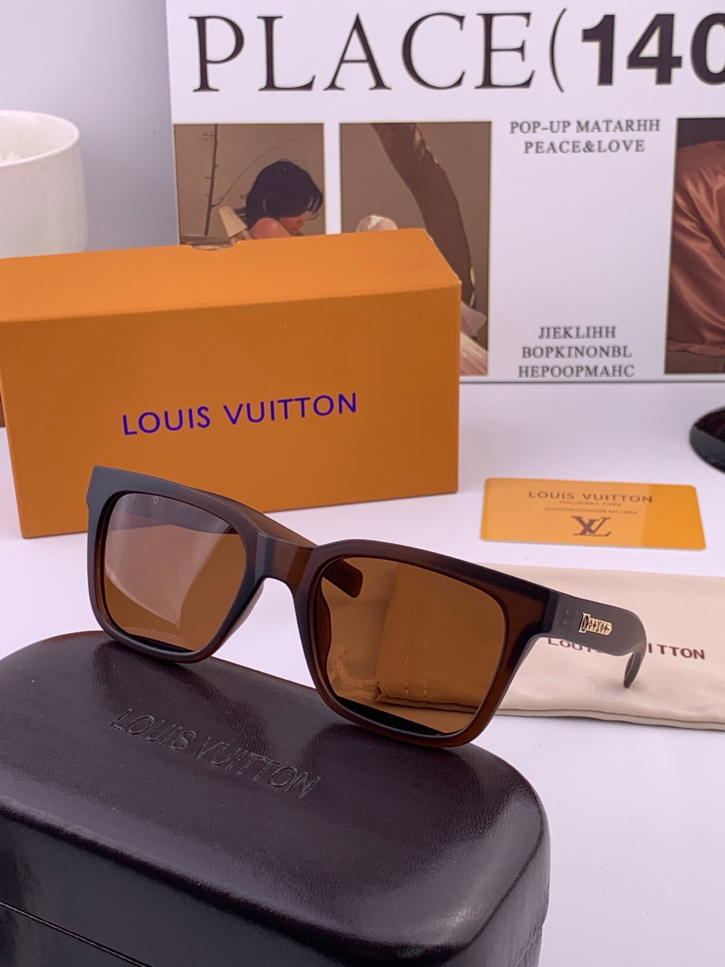 LV 太阳镜潮品官网模特同款 [玫瑰][玫瑰]精致个性设计简约时尚 高品质值得拥有绝对潮爆整个夏季 新款L4511