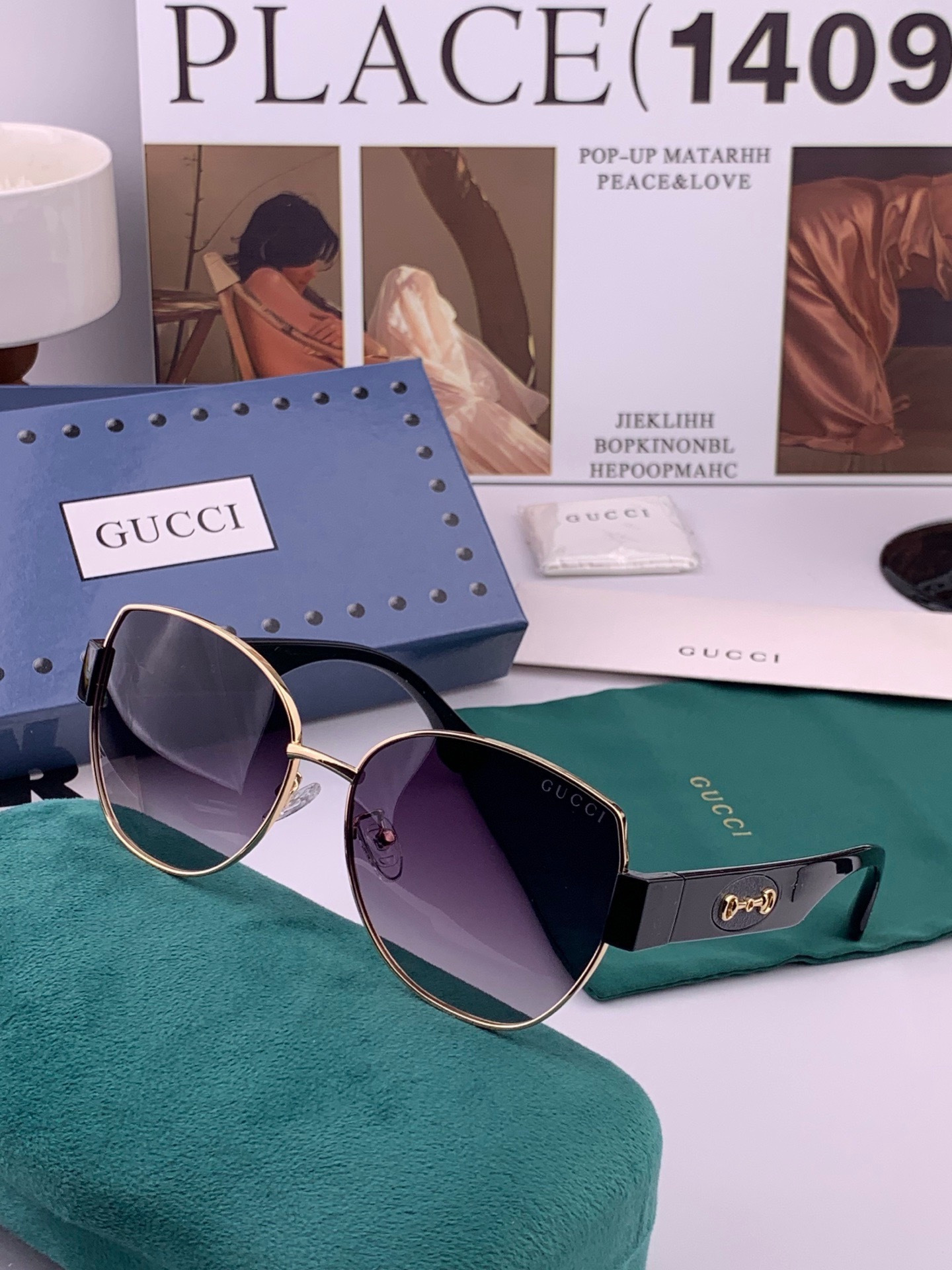 GUCCI 开春新款 最新款方框太阳镜 各路网红纷纷带起气场满分‼️ 俏皮甜美.上脸效果更佳.金属质感超好 型号：G13