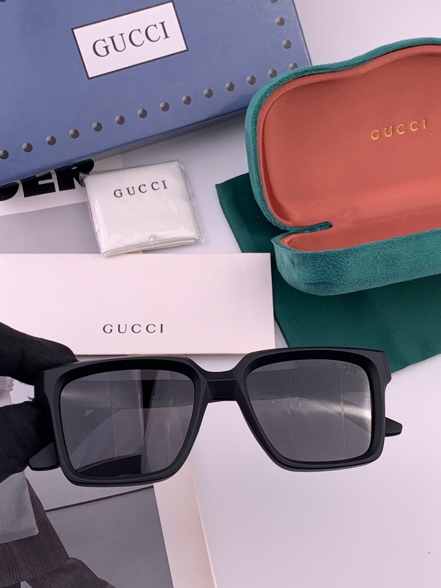 🔺 【GUCCI-偏光太阳镜】开春新款 潮流爆款 时尚方框偏光太阳镜 高品质 佩戴舒适 网红潮款墨镜 女士高清偏光太阳镜