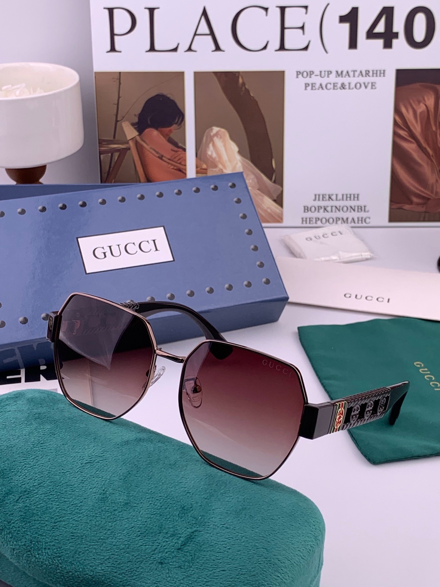 GUCCI 开春新款 最新款方框太阳镜 各路网红纷纷带起气场满分‼️ 俏皮甜美.上脸效果更佳.金属质感超好 型号：G13