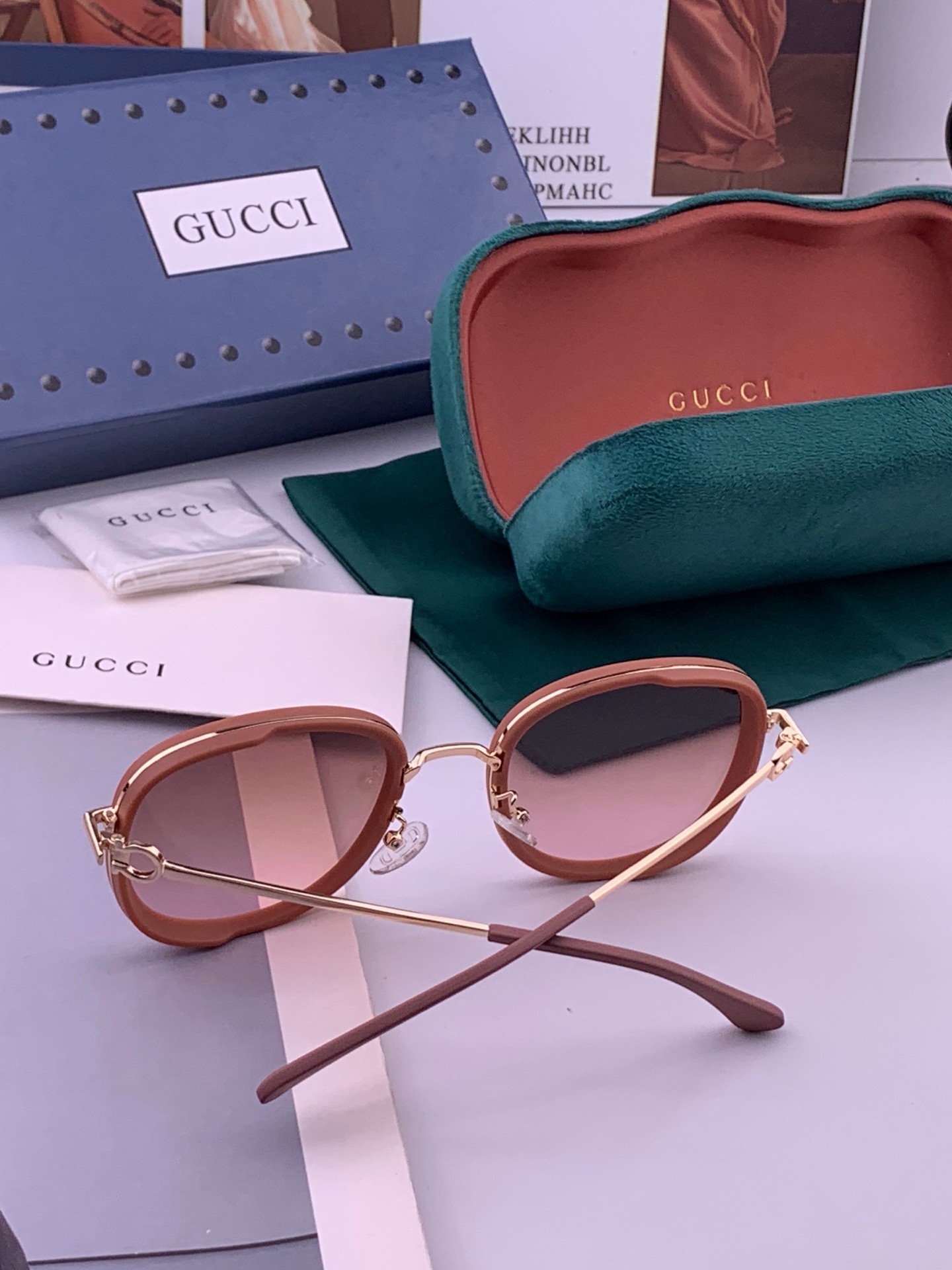 GUCCI-古驰意大利进口🇮🇹时尚潮流奢华装饰太阳眼镜 复古偏光高清太阳镜明星海报款 超高复杂工艺 立体质感十足 👍🏻认
