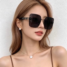 🔺 【香奈儿】开春新款 潮流爆款 时尚方框太阳镜 高品质 佩戴舒适 网红潮款墨镜 女士高清加厚偏光太阳镜🕶️ 🎉高品质T 🔺 【香奈儿】开春新款 潮流爆款 时尚方框太阳镜 高品质 佩戴舒适 网红潮款墨镜 女士高清加厚偏光太阳镜🕶️ 🎉高品质T