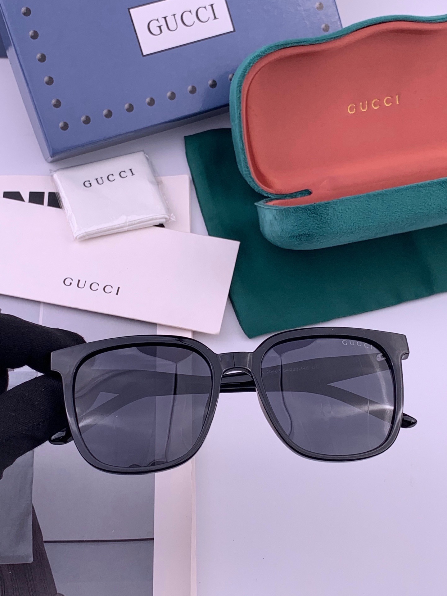 🔺 【GUCCI-偏光太阳镜】开春新款 潮流爆款 时尚偏光太阳镜 高品质 佩戴舒适 网红潮款墨镜 女士高清偏光太阳镜🕶️