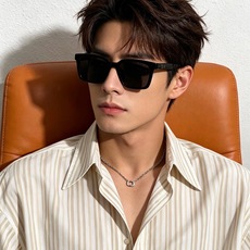 🔺 【GUCCI-偏光太阳镜】开春新款 潮流爆款 时尚偏光太阳镜 高品质 佩戴舒适 网红潮款墨镜 女士高清偏光太阳镜🕶️ 🔺 【GUCCI-偏光太阳镜】开春新款 潮流爆款 时尚偏光太阳镜 高品质 佩戴舒适 网红潮款墨镜 女士高清偏光太阳镜🕶️