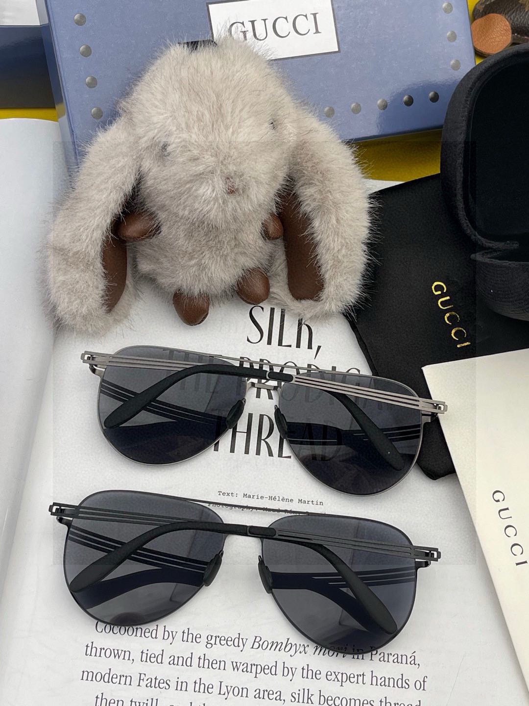 GUCCI 男款炫彩飞行员偏光太阳镜 ❤️材质：高清尼龙加厚卡槽高清偏光镜片 🌹无边框镜架💕颜👍型号：G0515
