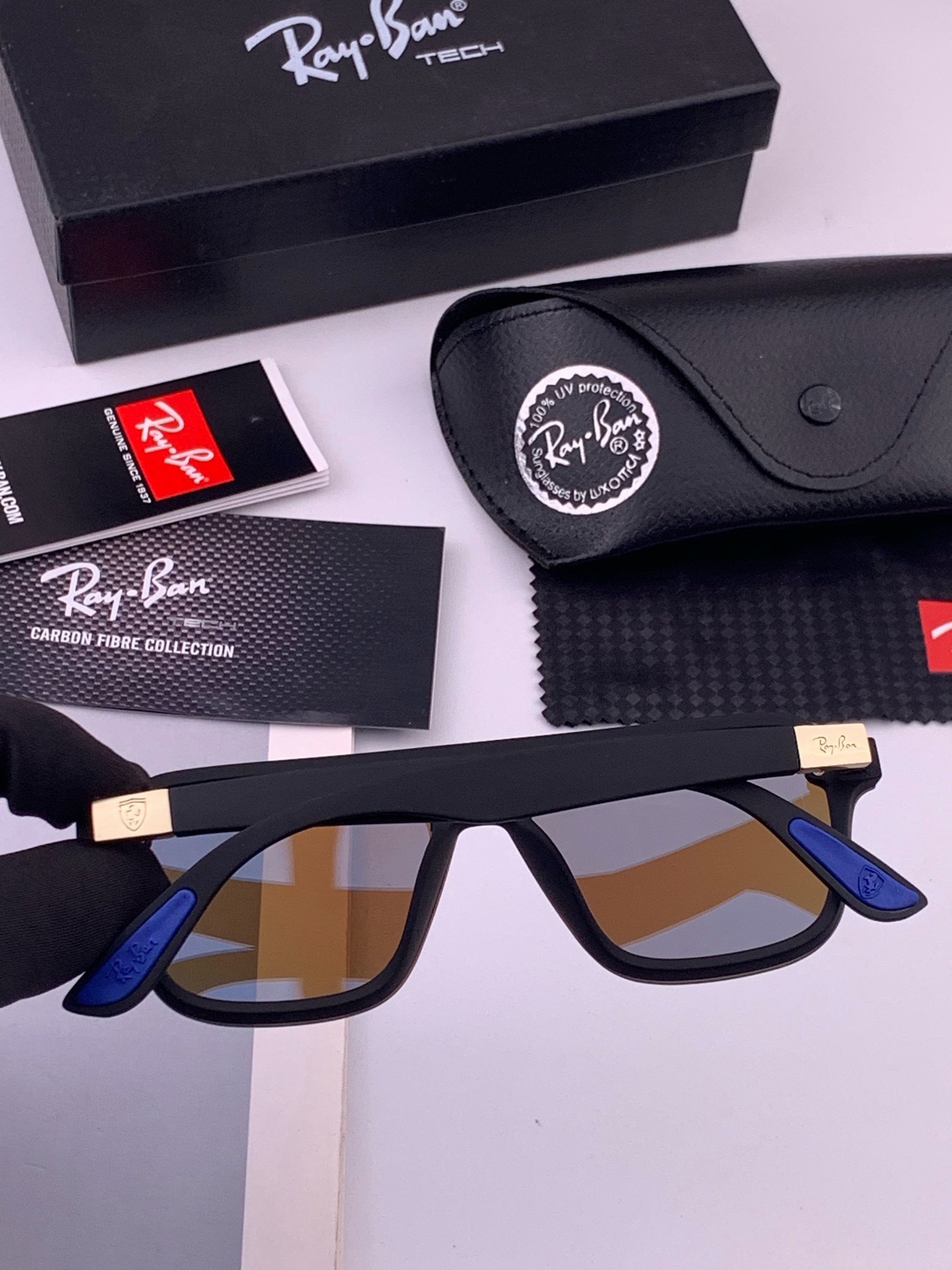 RAYBAN 😈雷朋 RB22300💚🔵💜👓时尚偏光🌻🌻💟炫‮潮彩‬款太阳镜，男女通用🔝🔝。size：60-18-140