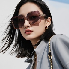 🔺 【DIOR-迪奥】开春新款 潮流爆款 时尚方框偏光太阳镜 高品质 佩戴舒适 网红潮款墨镜 女士高清加厚偏光太阳镜🕶️ 🔺 【DIOR-迪奥】开春新款 潮流爆款 时尚方框偏光太阳镜 高品质 佩戴舒适 网红潮款墨镜 女士高清加厚偏光太阳镜🕶️